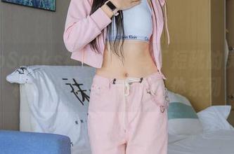 BoBoSocks袜啵啵 – 马丁短靴的灵魂：稚予的写真，鞋灵附体系列