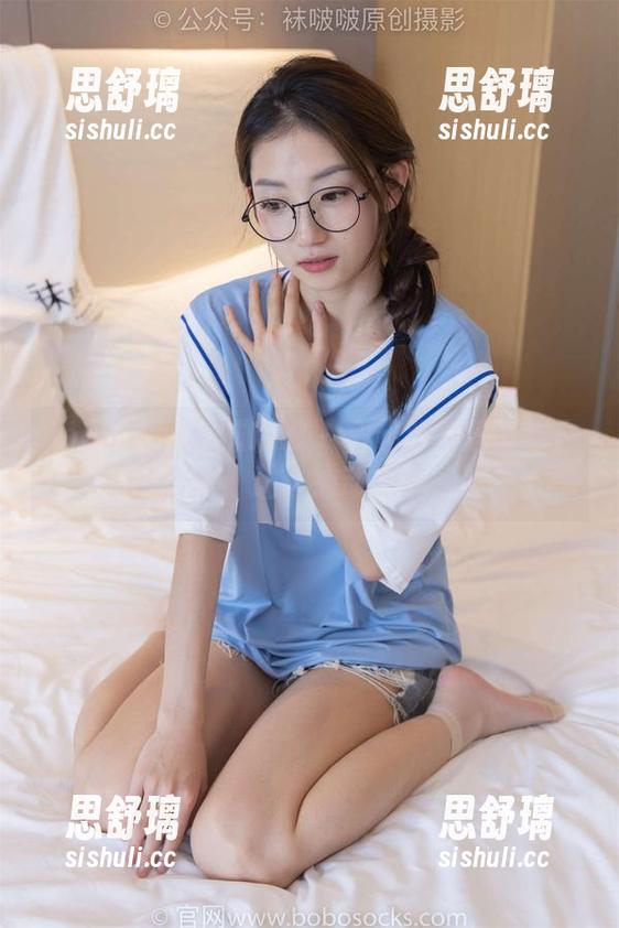 BoBoSocks袜啵啵-芝士 BoBoSocks袜啵啵 - 一起解锁芝士厚白丝合集:让人心动的每一张