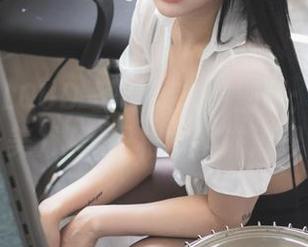 PEEKCLOUD-圣诞双人特别版：Bomi(普美)这美图根本不讲道理！