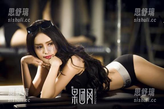 GIRLT果团网-蜜桃Q妹儿 GIRLT果团网 - 蜜桃Q妹儿再挑透明底线,绝不能错过的写真合集!