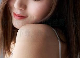 MiiTao蜜桃社 – Lra肉丝秀，来一发原图下载，乐不停歇！