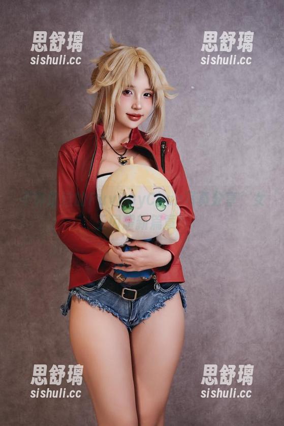 PuyPuyChan 不容错过的PuyPuyChan写真分享,女王闪耀新篇章!