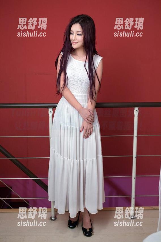 TuiGirl推女郎 - 木婉晴黑丝原图分享，让我瞬间心跳加速，完全不藏着掖着！