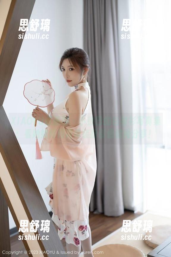 XIAOYU语画界-小热巴 XIAOYU语画界 - 小热巴的白衬衫写真集:看她如何用简单装扮引爆时尚分享!