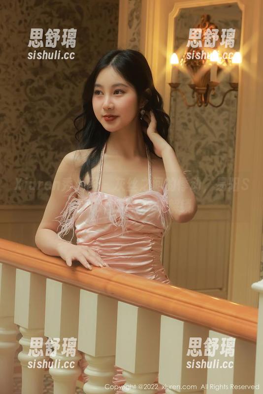 Xiuren秀人网-易阳Silvia Xiuren秀人网 - 灰丝之间的悸动,易阳Silvia图包等你来解锁