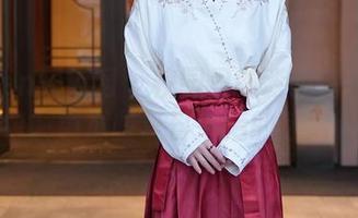 Xiuren秀人网 – 校园里的淼淼萌萌哒：图包解锁那些夏日午后的迷离瞬间