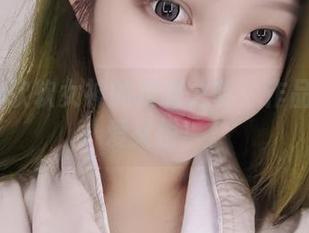 eloise软软女神的定制之临：作品让人又爱又恨！