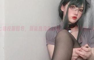 你十七鸽校服图包，别说我没告诉你，青春就是这么激烈！