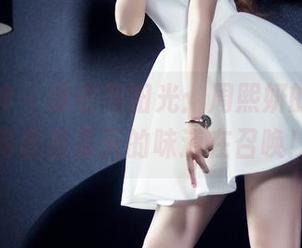 头条女神 – 泳衣与阳光：周熙妍的写真，简直是夏天的味道在召唤！