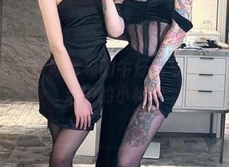 微密圈 – 奈斯希希的牛仔裤写真：就像生活中的小秘密