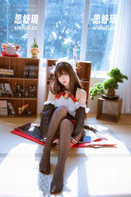 想不想艳惊四座？宫本桜纯白写真，绝对免费的资源，来啦！