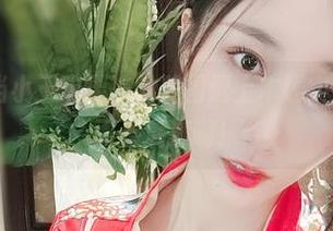 微密圈 – 当小玉吃果冻的美图遇上本钱实足，真是画面感满满啊！
