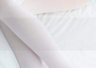 少女秩序的写真：白丝T恤加成，壁纸美到晕！