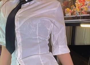 微密圈 – 张思允nice的jk制服写真，高清照片让我忍不住停留多了一会儿。