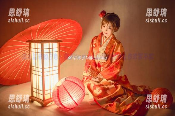 御子Yumiko 流光溢彩的白色,御子Yumiko的福利图包让你欲罢不能