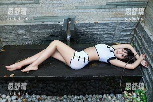 推女郎-Rita 推女郎 - 从没见过这样的美图!Rita的裤里丝资源,你绝对不想错过!