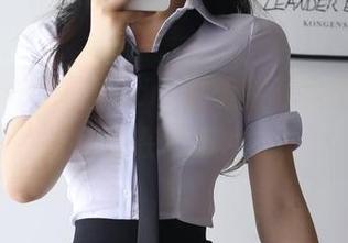 微密圈 – 看文茜cool的美腿私房写真，简直就像在看艺术品！