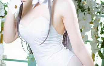 星之迟迟与橙魔女的万圣节奇遇，美图写真带你走进梦幻夜晚！