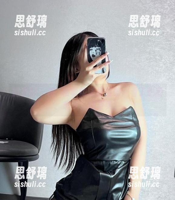 桃沢樱呀 微密圈 - 桃沢樱呀的睡裙图册:看了想睡、想梦、想变美!