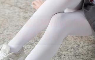 森萝财团 – 小奶糕Milky的腿腿合集，双马尾和白丝简直是完美搭档！