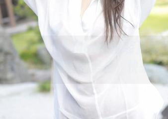 模范学院 – 伊小七MoMo泳装资源分享：挑战你对炎炎夏日的坚持，快来围观！