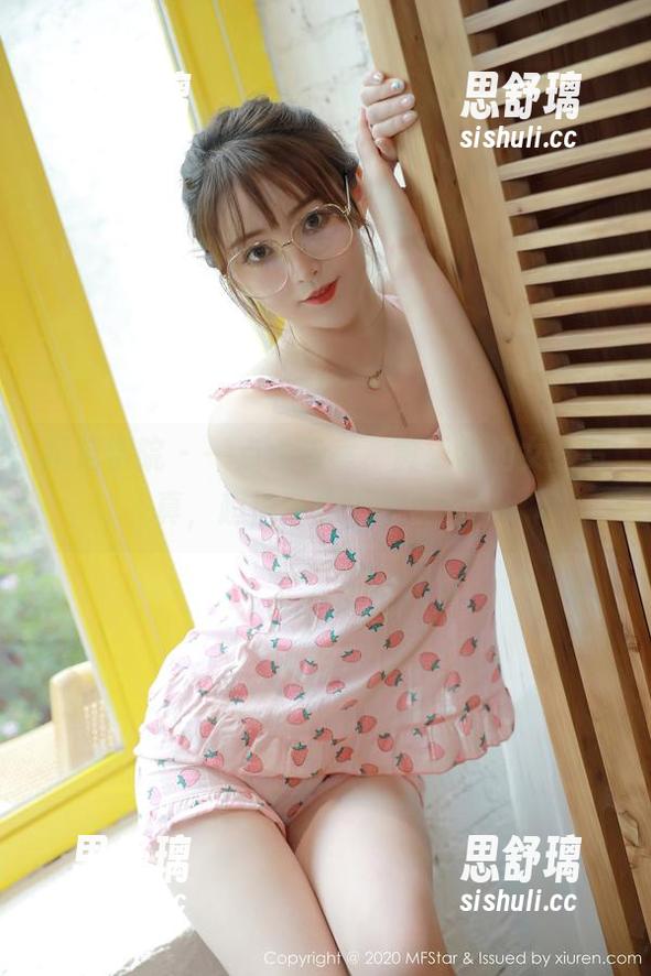 模范学院-黄乐然 模范学院 - 一点小确幸,黄乐然的女孩写真,超值免费资源在此!
