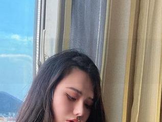 微密圈 – 水蜜桃米米私拍合集，看绿丝与内衣如何调皮