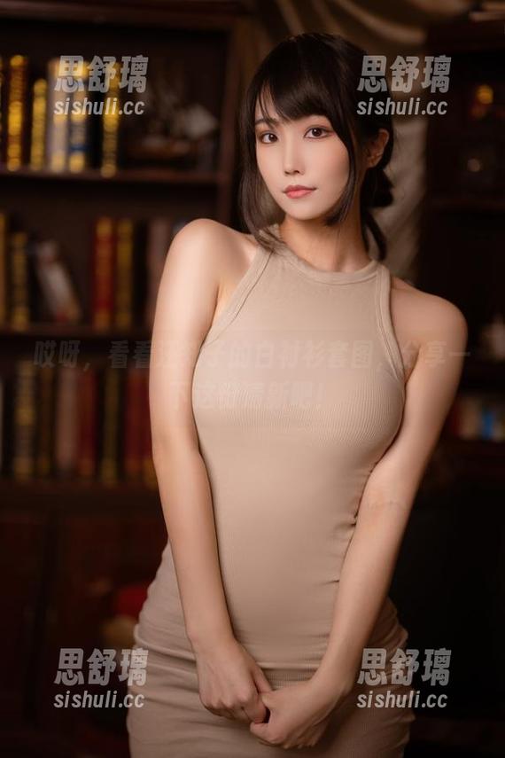 哎呀，看看汪知子的白衬衫套图，分享一下这份清新吧！
