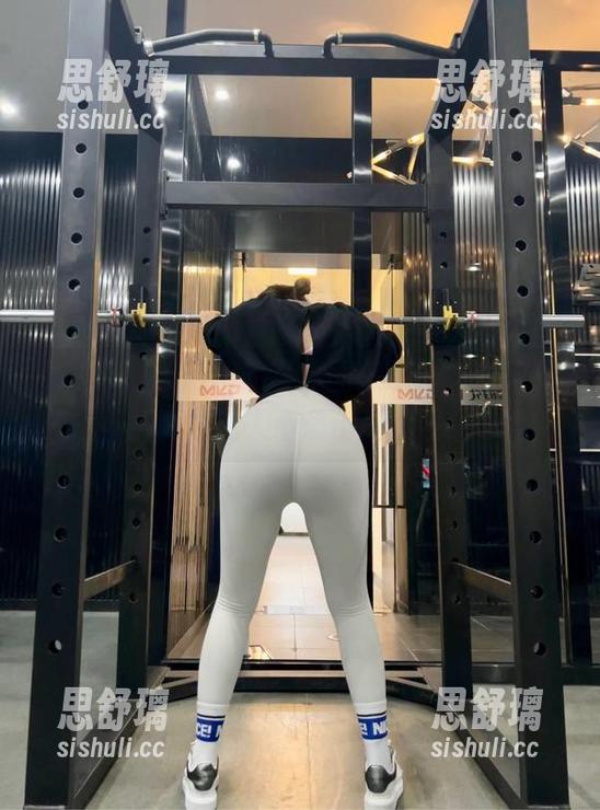 洁己u 微密圈 - 洁己u的写真图集曝光,网洞狠货真是让人心里小鹿乱撞!