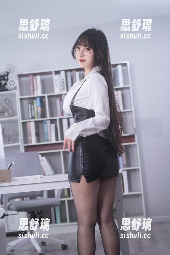 浅安安 一图胜千言,浅安安网袜的趣味分享!