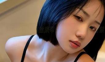 微密圈 – 瑜瑾u的酒店黑丝束带：分享一份美丽与禁忌的交错