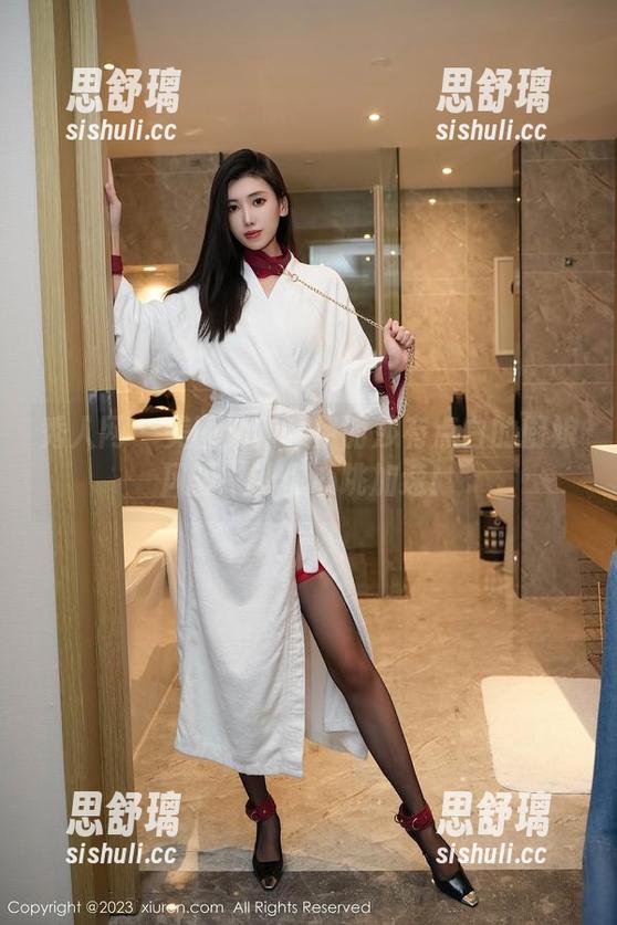 秀人网 - 美图更新！伊丽莎有点白的厨娘风骚，让你心跳加速！