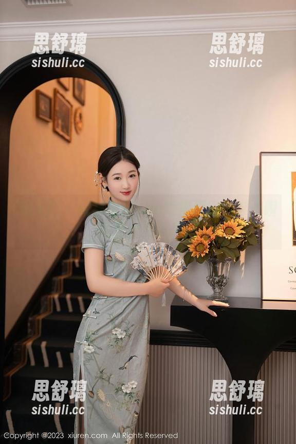 秀人网-安琪Yee 秀人网 - 揭秘安琪Yee短裤原图:穿上瞬间变时尚女神!