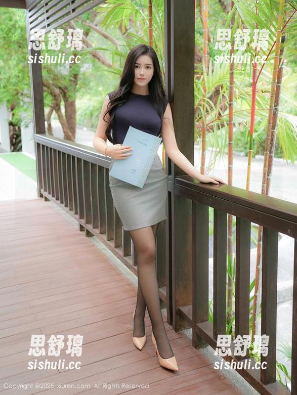 秀人网 - 天使的真实模样：徐安冉miki写真合集，纯净与诱惑并存