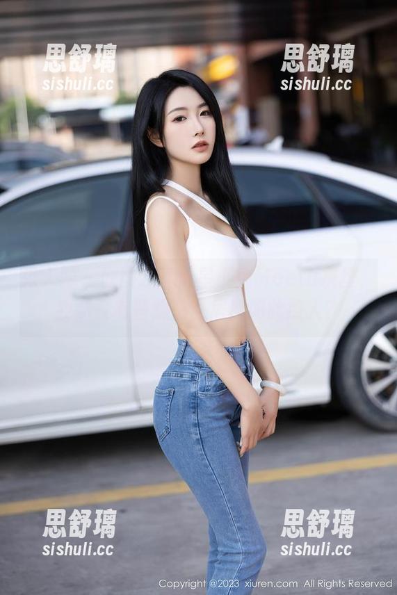 秀人网 - 原图分享：星小兔Meetu灰丝，我感觉有些燥热，居然如此撩人？