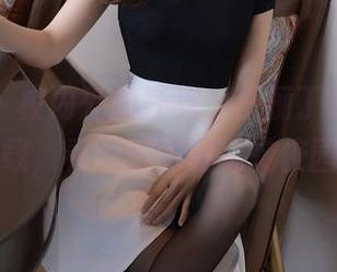 秀人网 – 校内外的狂欢，王俪丁呀写真集下载，看看她如何玩转校园！
