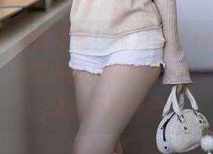 秀人网 – 无需注册！绯月樱-Chery的校服合集，为你的照片墙增添一点校园气息，动心不动声色。