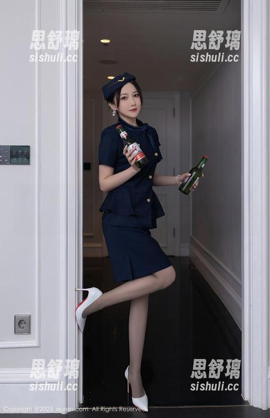 秀人网-金悦汐 秀人网 - 全套水手服升级版!金悦汐的原图,让我忍不住想收藏!