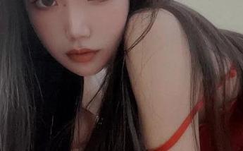 微密圈 – 图包来啦！纪念小小v的大反差之作，瞬间变身女神与邻家小妹的夹心饼干！