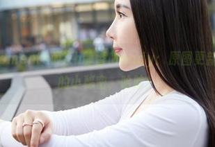 蜜桃社 – Momentswith静香Mandy：原图更新，白丝背后的小秘密，哈哈！