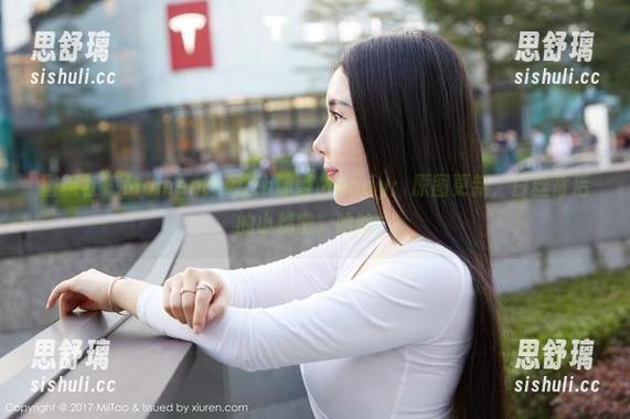 蜜桃社-静香Mandy 蜜桃社 - Momentswith静香Mandy:原图更新,白丝背后的小秘密,哈哈!