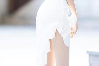 语画界 – 全套程程程护士制服写真：看看这身装扮能治愈多少病心？