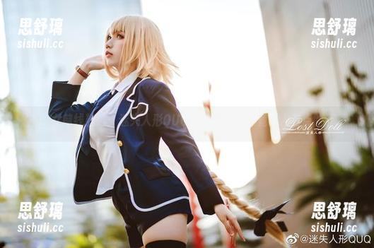 迷失人形QUQ 少女前线精选:迷失人形QUQ的摄影魔法,竟让人有点脸红