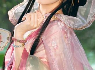 2024年万圣节，雯妹不讲道理又来了，精选图片让你尖叫不已！