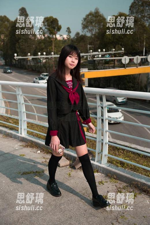 魔镜街拍 - 绝美的午后时光：婷婷灰裙写真，简直独一无二！