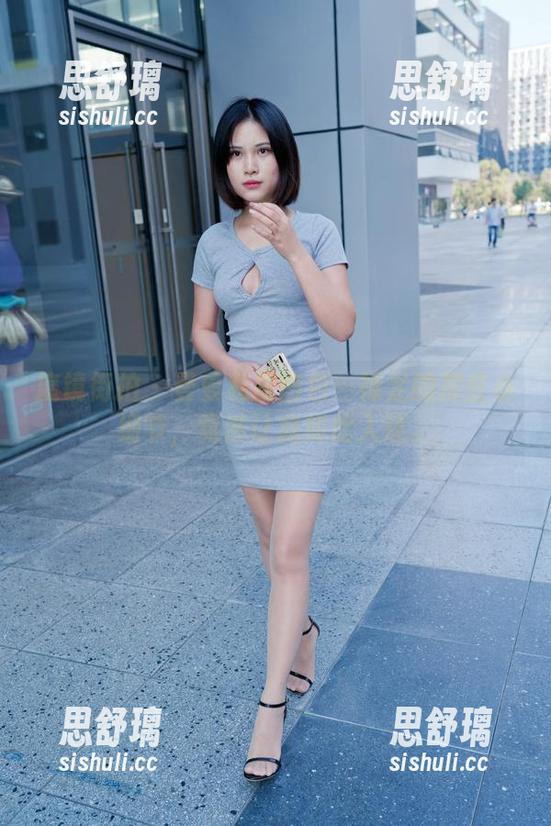 魔镜街拍 - 曼曼私房图包：裸足的那些小细节，竟然让我如此入迷。