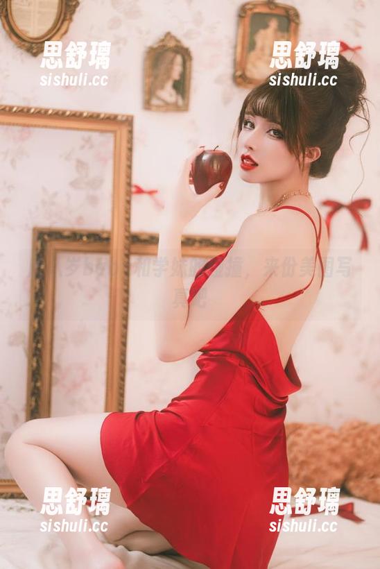 鹿八岁baby 鹿八岁baby和学妹的碰撞,来份美图写真吧