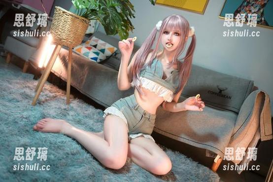 鹿八岁baby 今晚的灵感来啦!“鹿八岁baby”身体链美图合集,一起陷入那诗意的氛围。