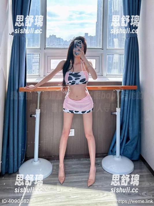 微密圈 - 高清直击：黎允熙baby与她的棉袜，看似简单却耐人寻味！